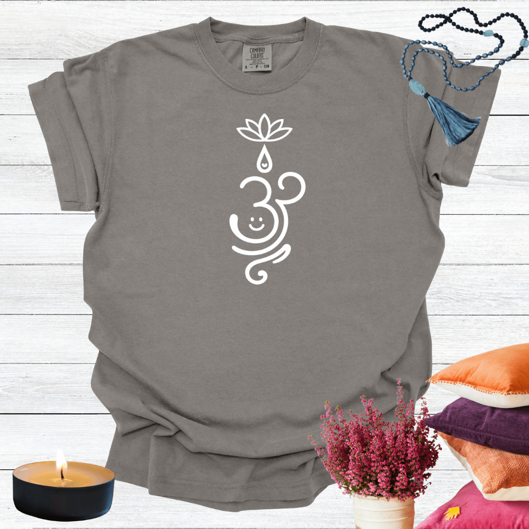 Smiley Heart Lotus Om T-shirt