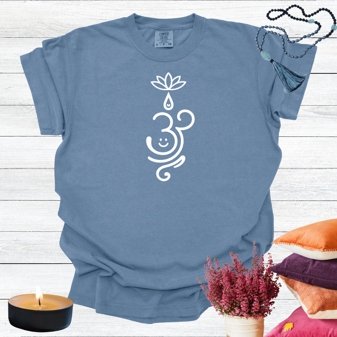 Smiley Heart Lotus Om T-shirt